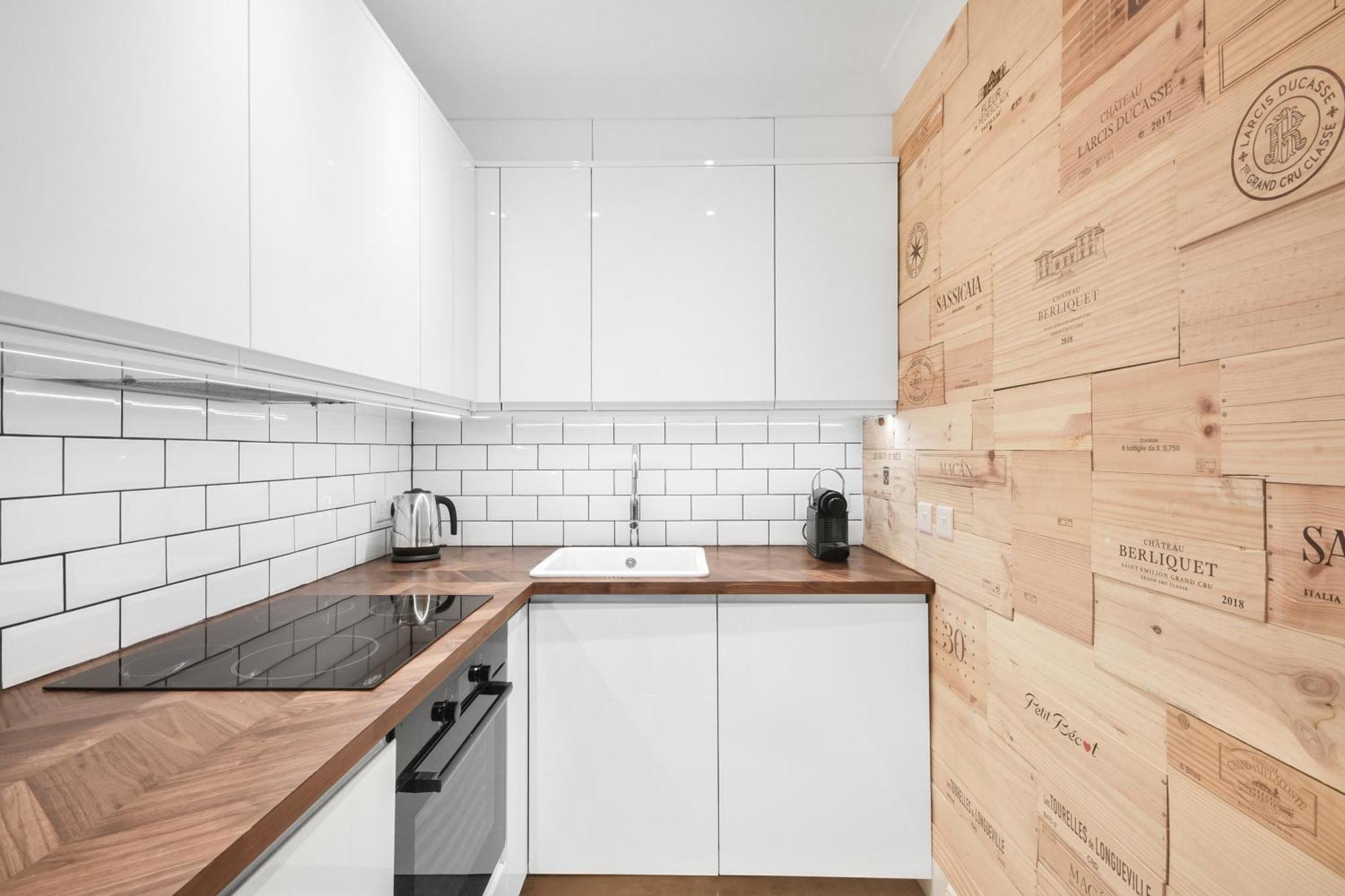 Lovely Large 1 Bed Renovated Flat W Balcony & 600Mb Wifi London Exterior photo