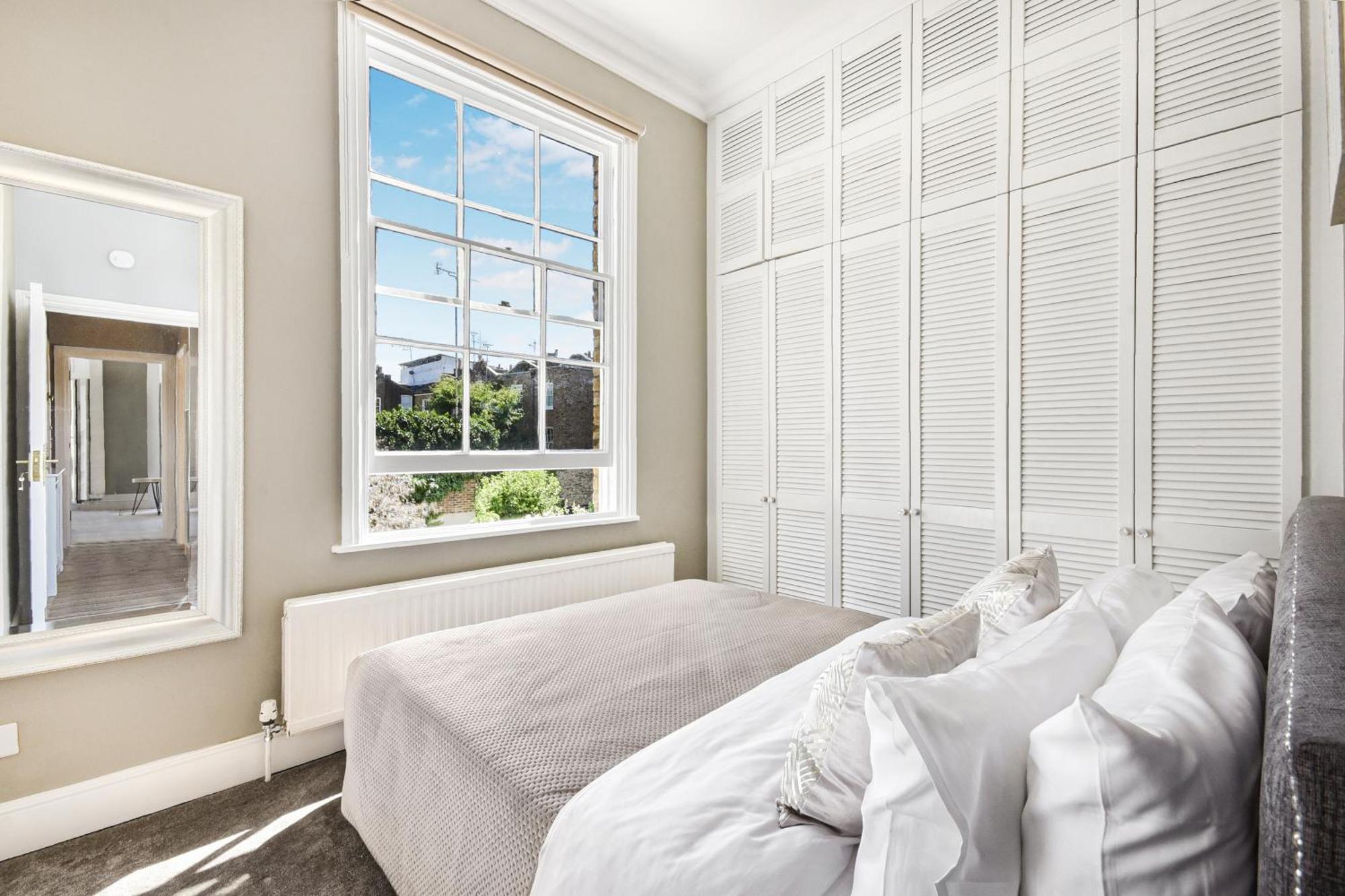 Lovely Large 1 Bed Renovated Flat W Balcony & 600Mb Wifi London Exterior photo